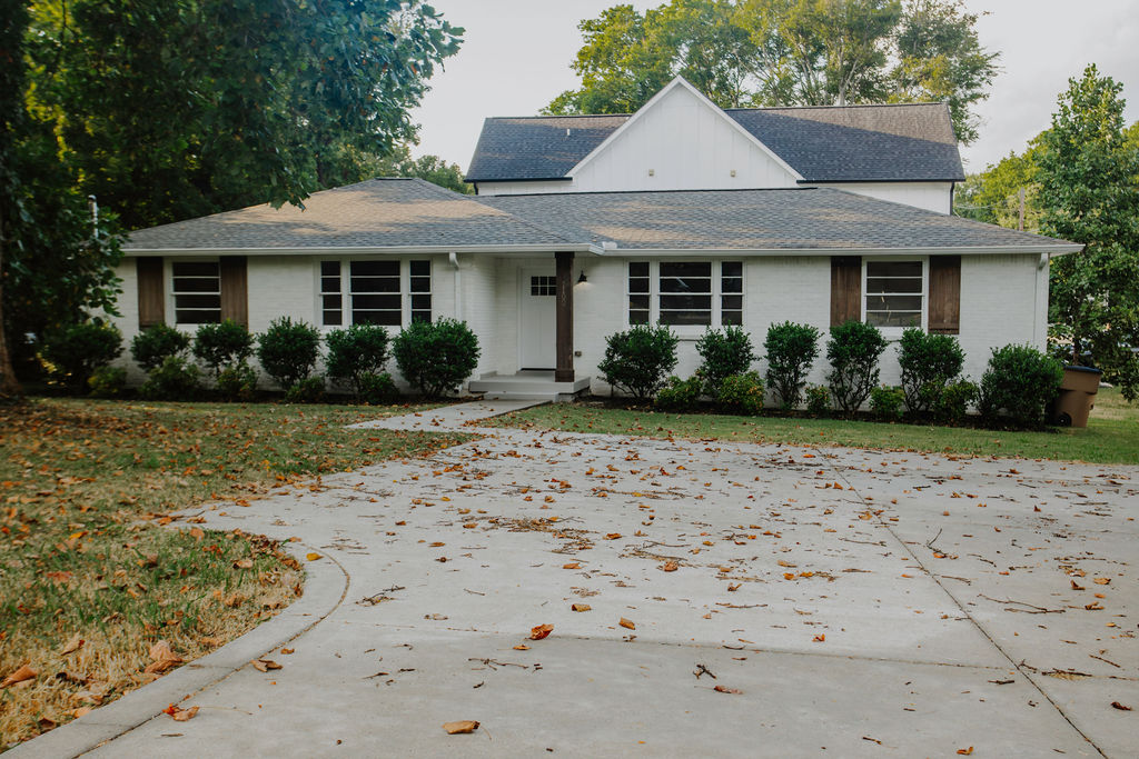 1100 Grandview Drive