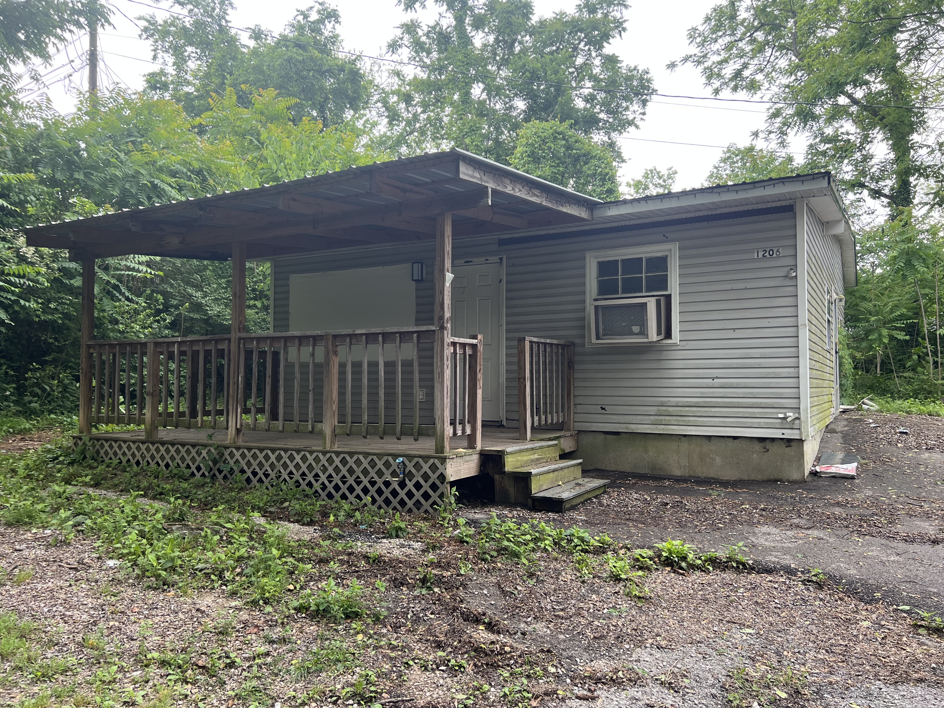 Property main image